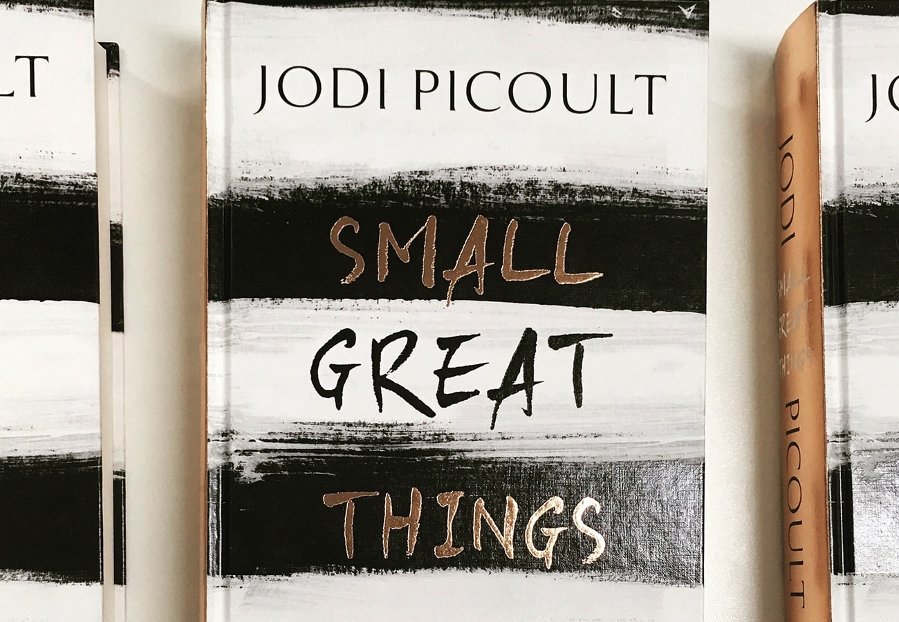 twop-book-club-small-great-things-by-jodi-picoult-to-work-or-playto